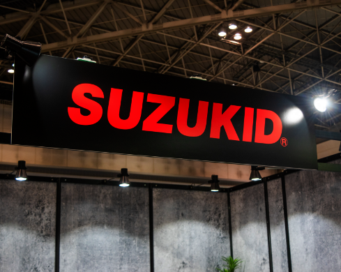 SUZUKIDブース