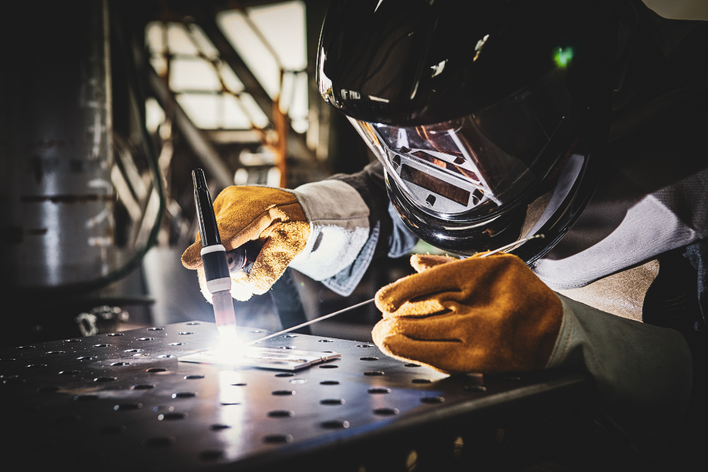 スタルゴン溶接シーン