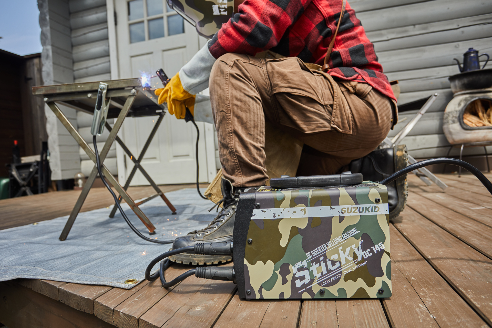 STK-140CFの溶接シーン