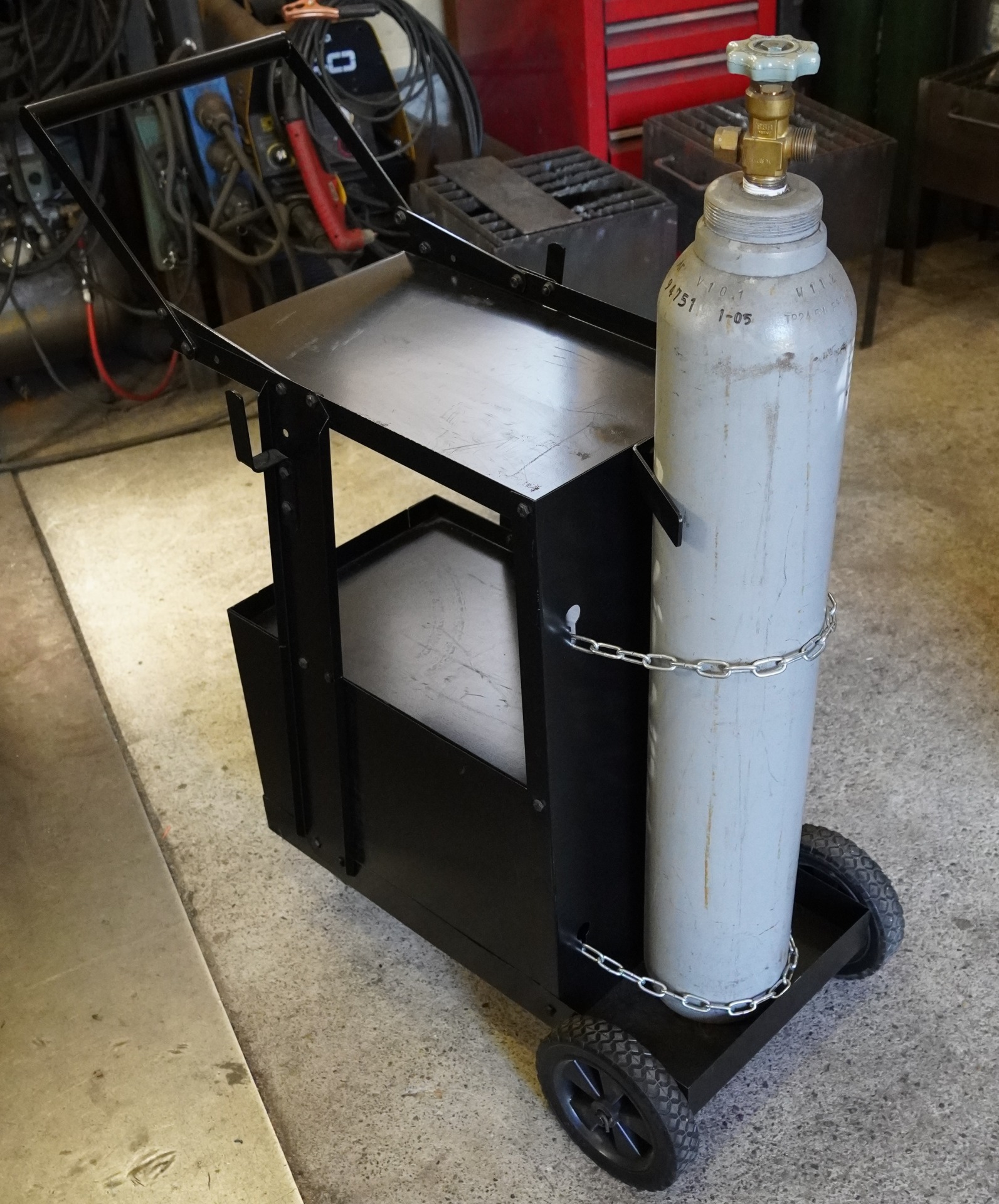 シールドガスボンベ積載